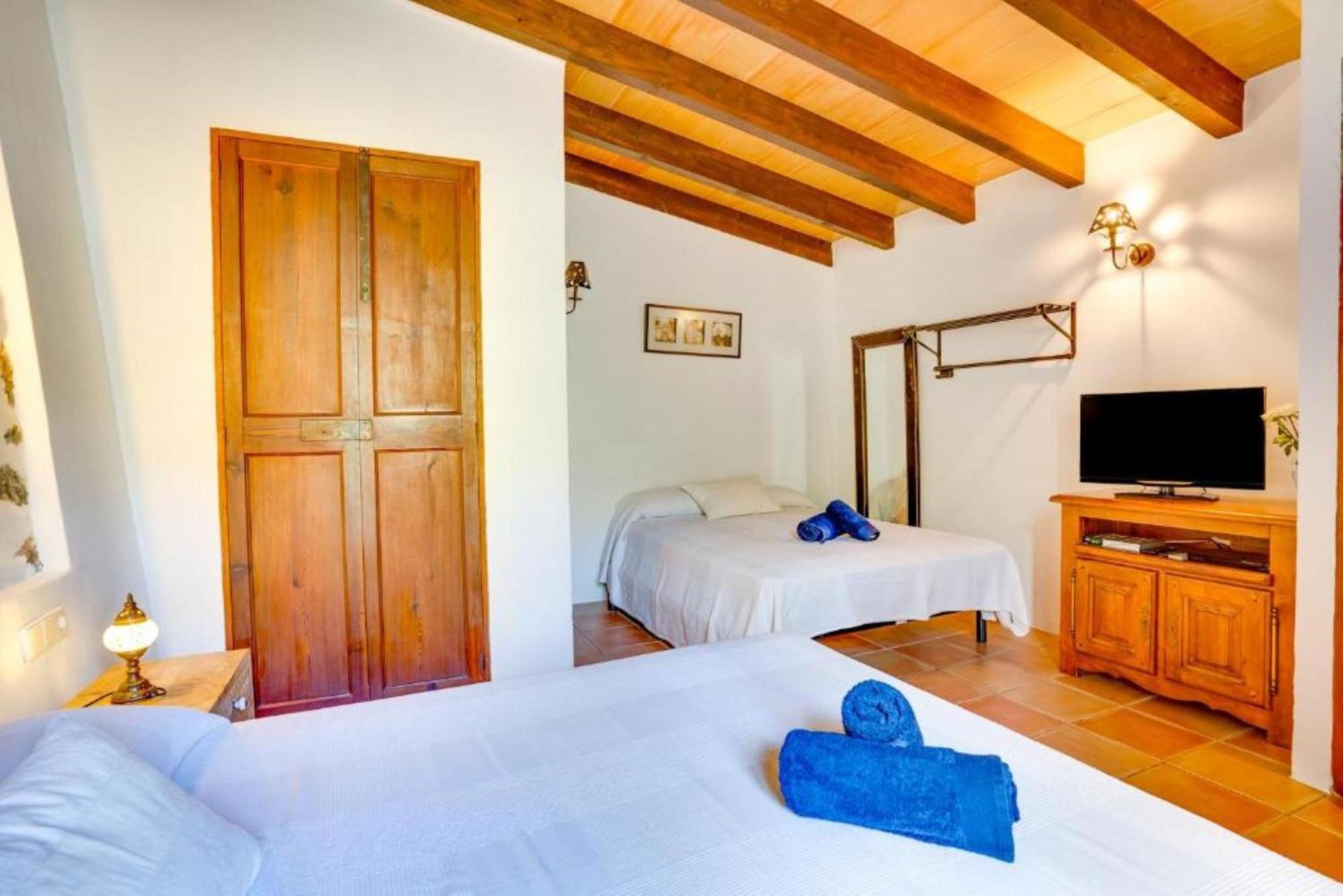 Гостьовий будинок Casita De Montana Cerca Del Mar Форналуч Екстер'єр фото