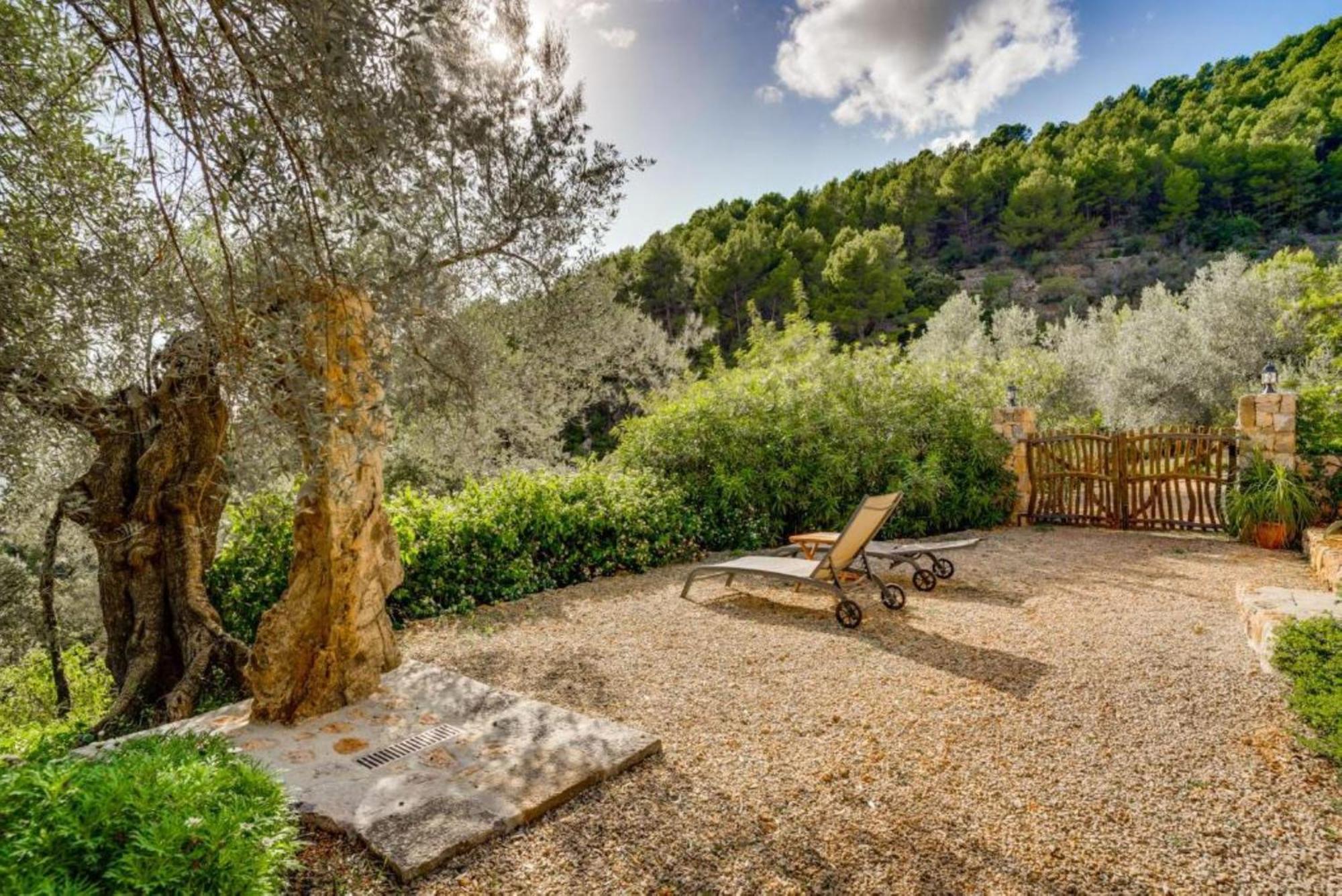 Гостьовий будинок Casita De Montana Cerca Del Mar Форналуч Екстер'єр фото